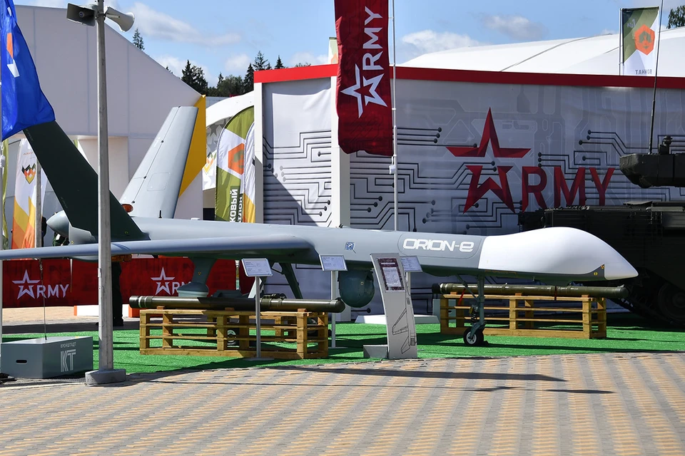 Беспилотный летательный аппарат Орион-Э на Международном форуме АРМИЯ-2021 в Конгрессно-выставочном центре Патриот .