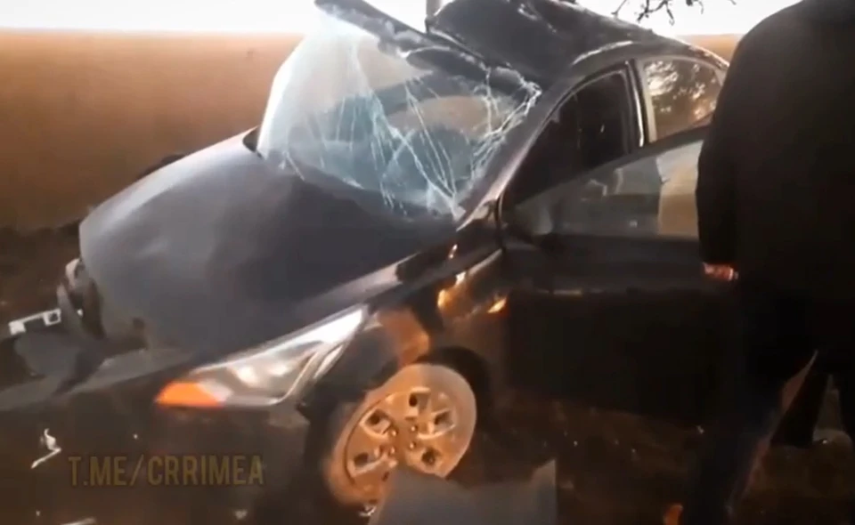 Несколько водителей попали в ДТП на скользкой дороге. Фото: скриншот из видео