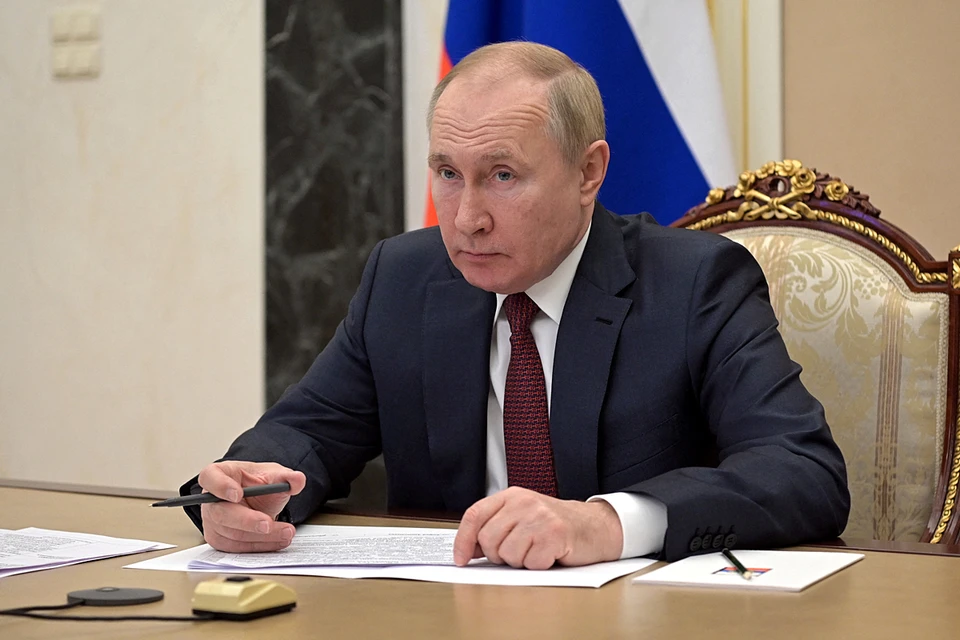 Первый посыл главы государства связан с тем, что Североатлантический альянс обманул Россию