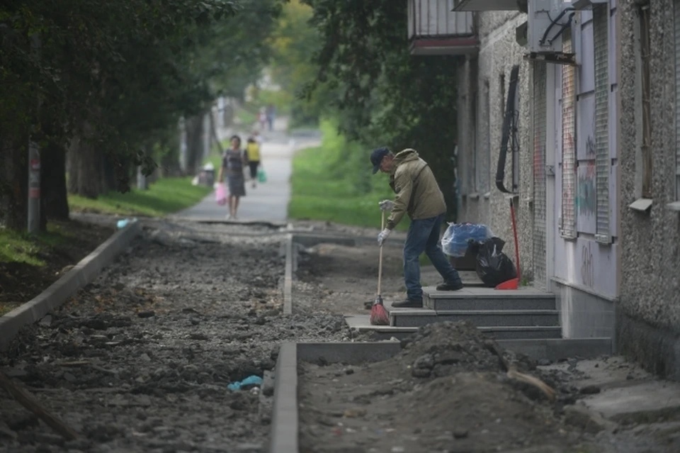 В Ростовской области отремонтируют тротуар в местном селе