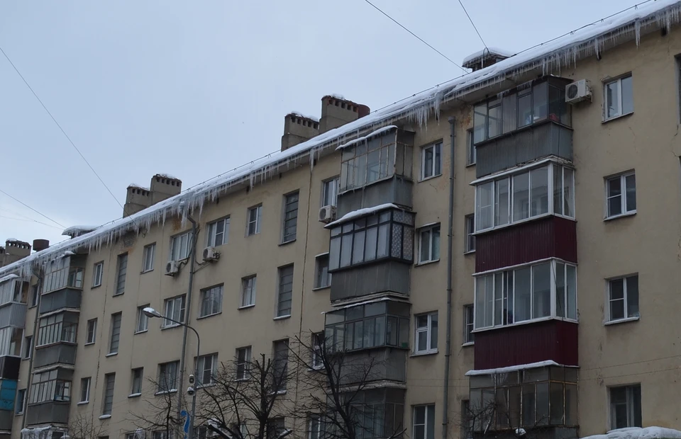Липчане жалуются на неубранные сосульки