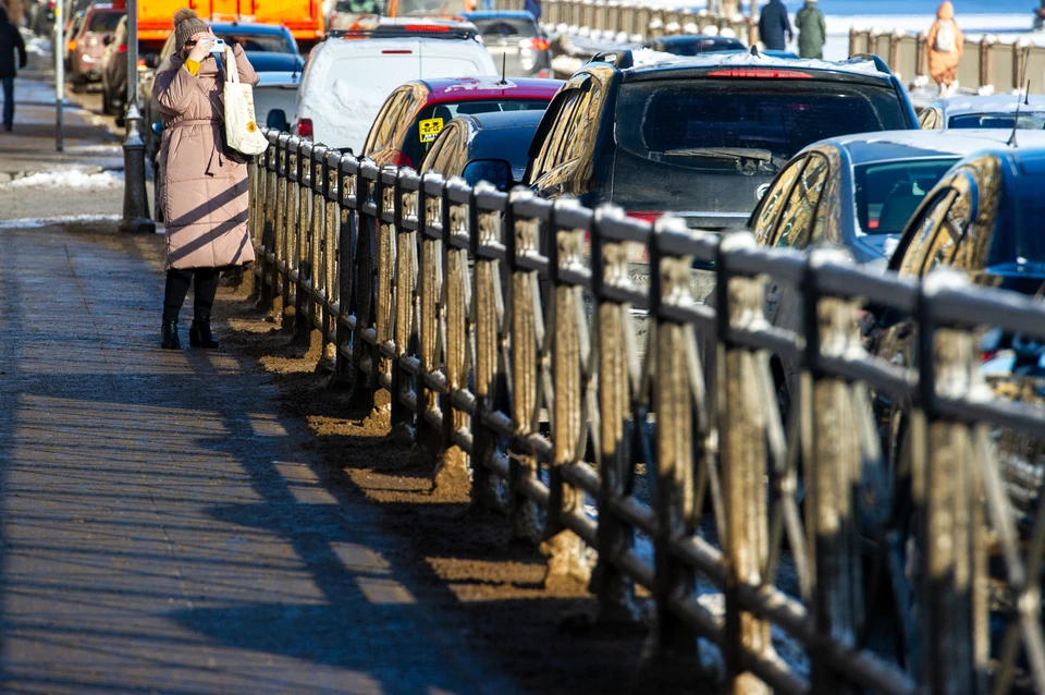 Мороз и солнце, день чудесный. Но ночью было очень холодно.