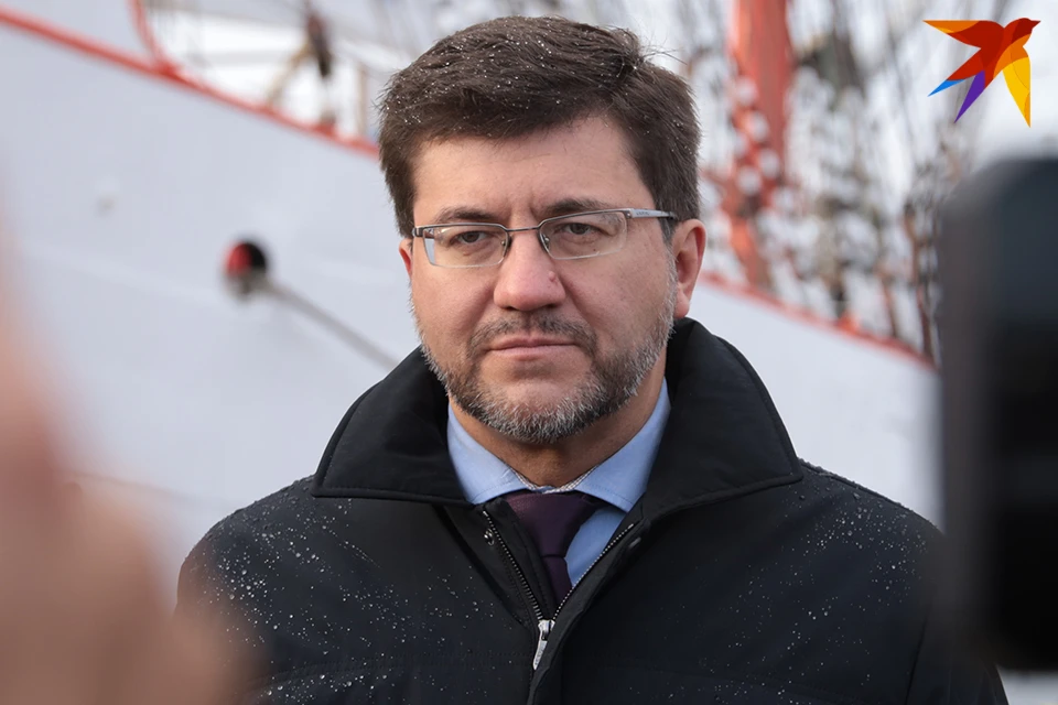 Вице-спикер Мурманской областной Думы Евгений Никора - один из самых активных депутатов в социальных сетях.