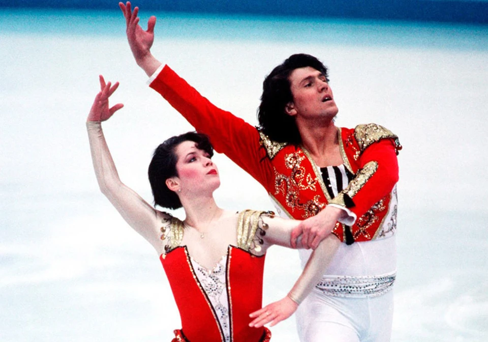 Наталья Мишкутенок и Артур Дмитриев выиграли Олимпиаду в 1992 году. Фото: getty images