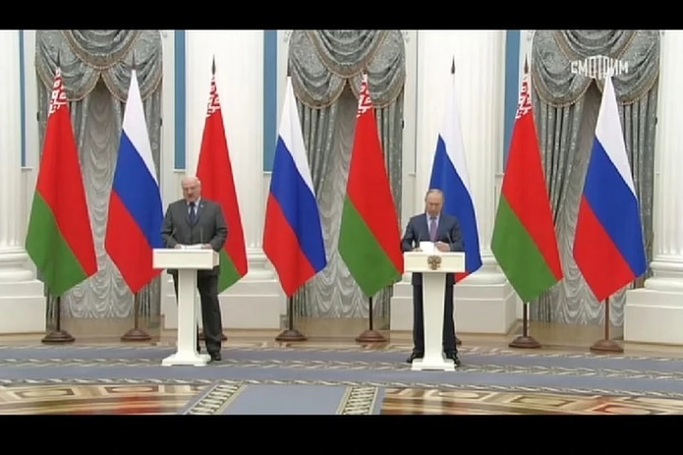 Лукашенко раскритиковал поведение западных политиков. Фото: стоп-кадр | видео "Смотрим"