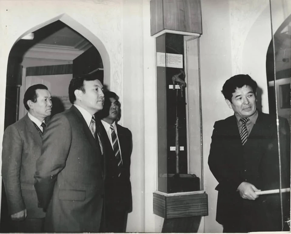 Узбекали Джанибеков — видный партийный функционер Казахской ССР 60-80-х гг. прошлого века.