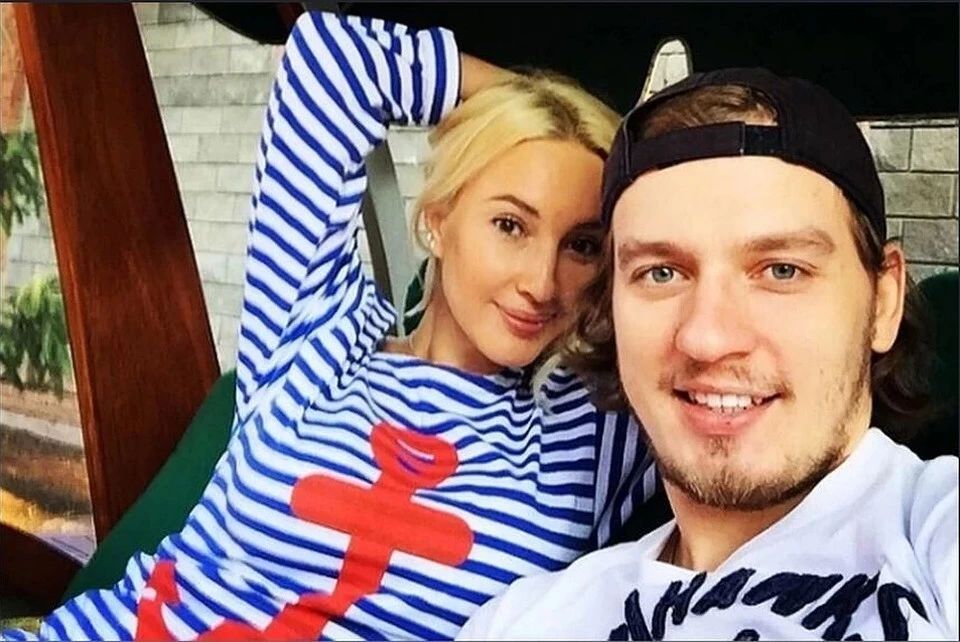 Лера Кудрявцева в 2013 году вышла замуж за хоккеиста Игоря Макарова. Фото: Инстаграм.