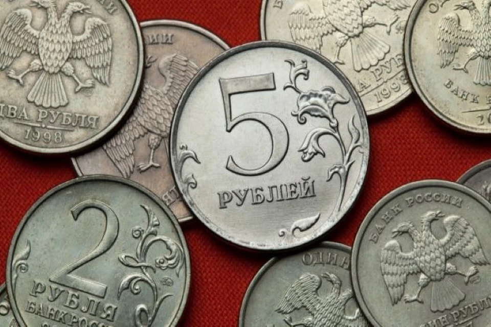 Белый дом предсказал рублю «свободное падение» из-за санкций против Центробанка