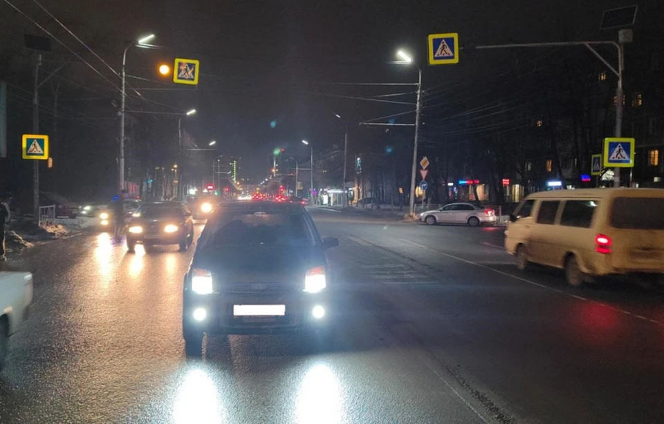 На улице Дзержинского в Рязани попал под машину 18-летний горожанин. Фото: 62.мвд.рф
