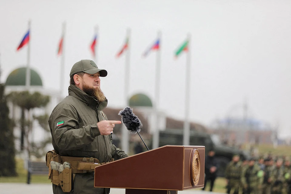 Глава Чеченской республики успел в своих социальных сетях опубликовать опровержения слухов по уничтожению сослуживцев, а еще поймал украинских радикалов на фейке.
