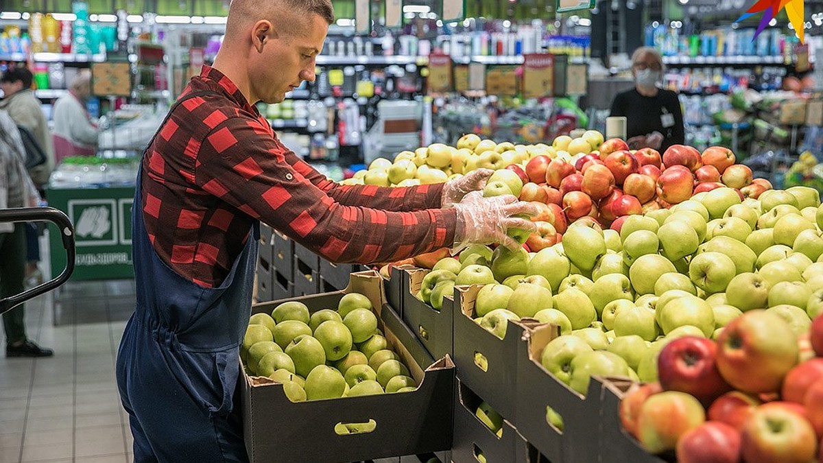 Узнали полный список продуктов, которые в Беларуси продают с социальной  скидкой 10% - KP.RU