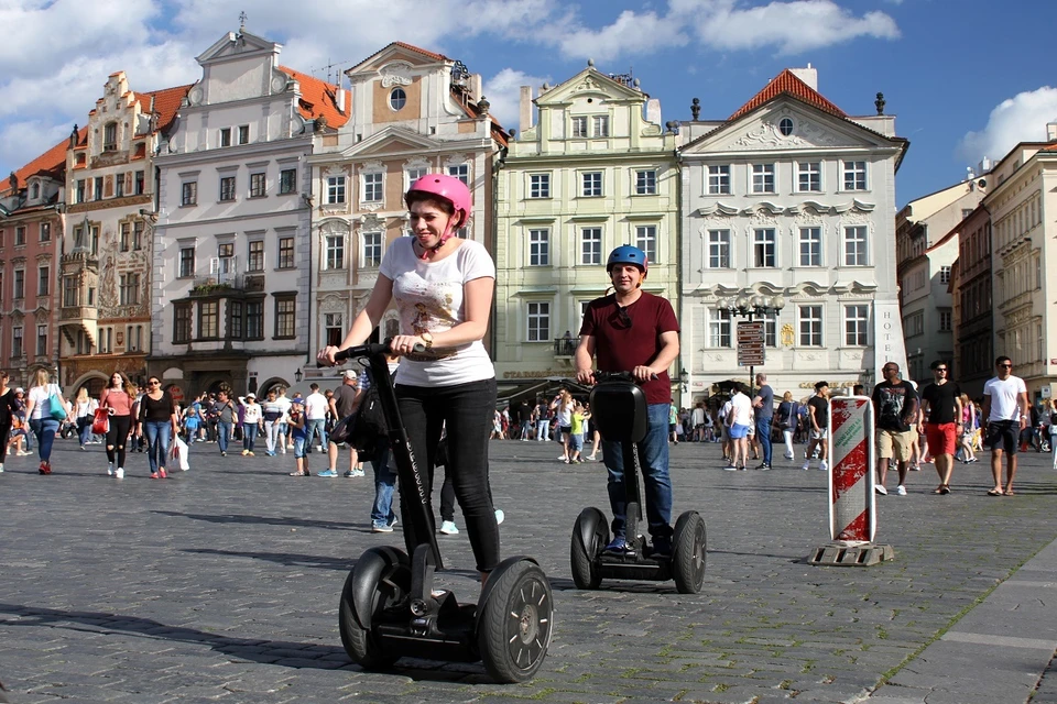 На улицах Праги русские теперь слышат угрозы и оскорбления