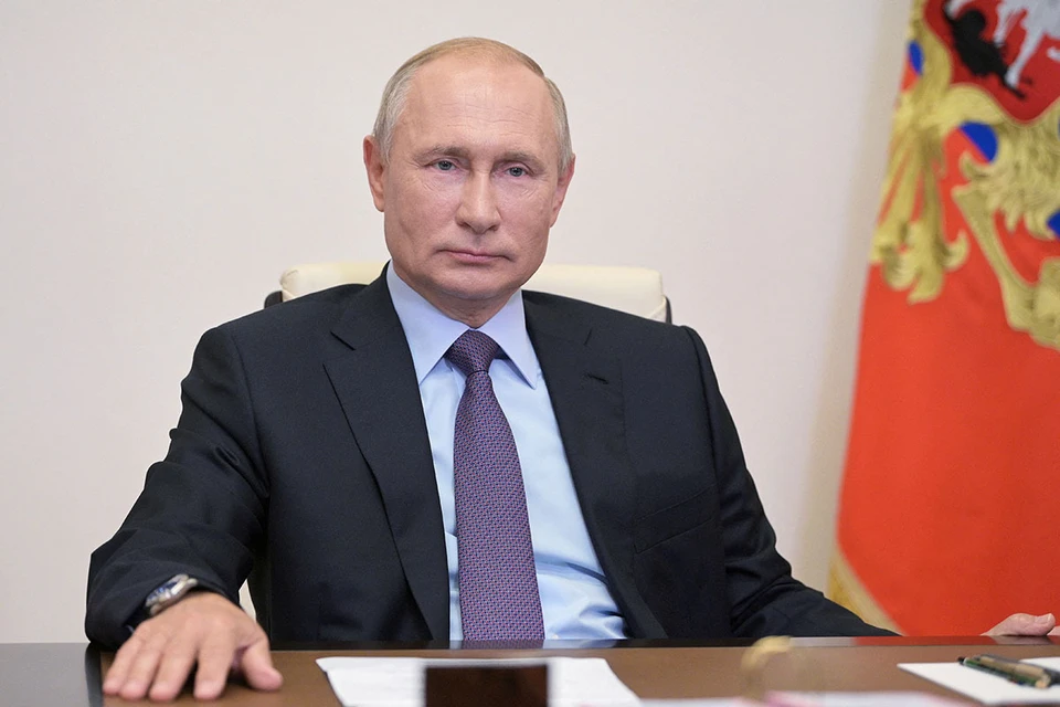 В четверг, 3 марта, президент России Владимир Путин проводит совещание с постоянными членами Совета Безопасности РФ.
