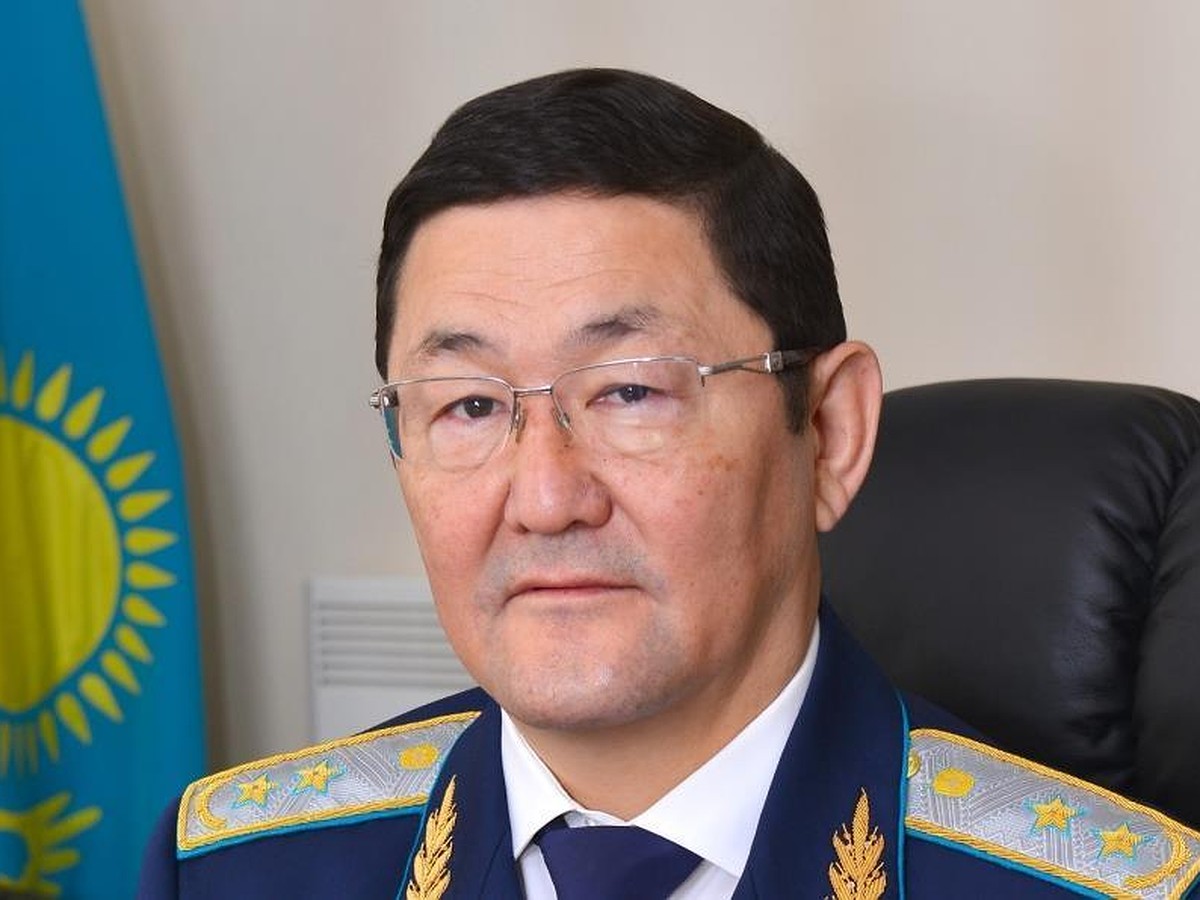 Прокурор ақымақ