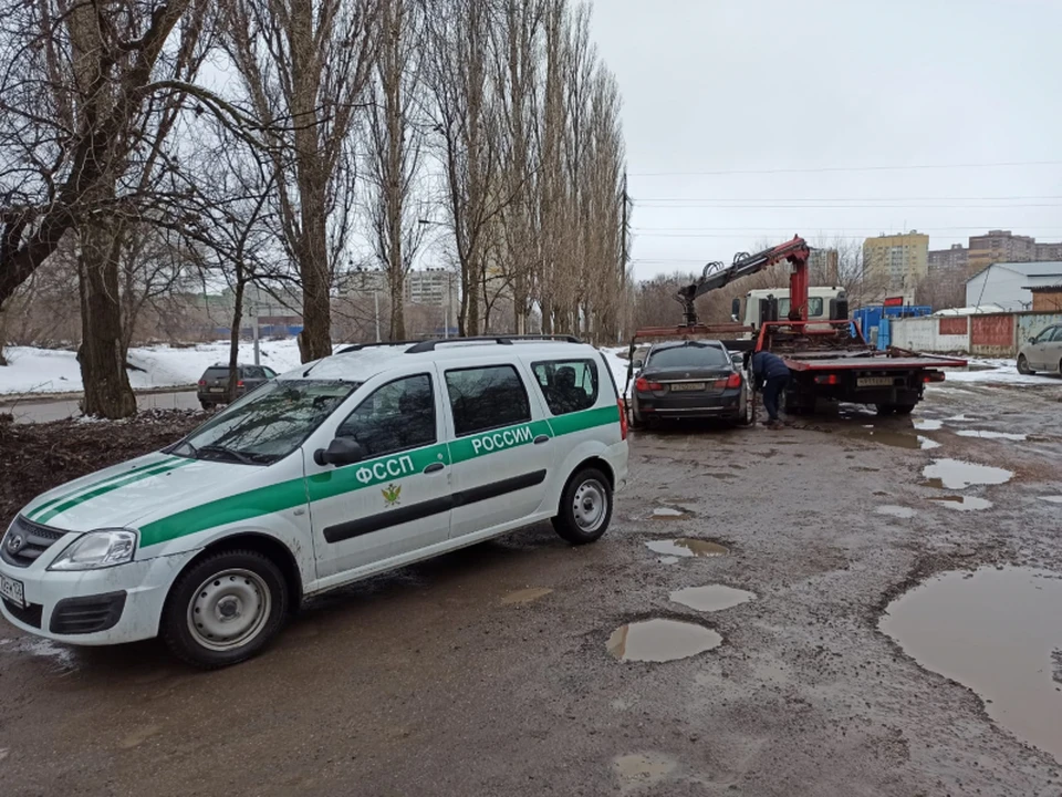 Автомобиль эвакуировали на специализированную стоянку