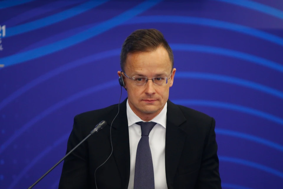 Глава МИД Венгрии заявил, что энергоресурсы из России играют решающую роль в Восточной Европе