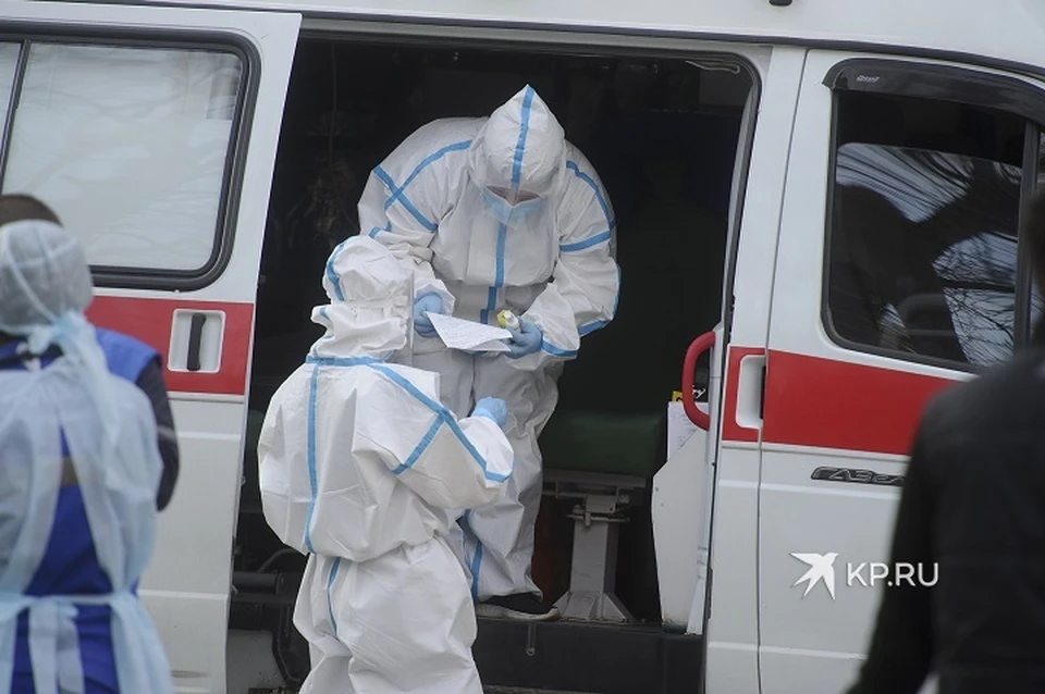 Всего на Среднем Урале COVID-19 заболели с начала пандемии 399 900 человек