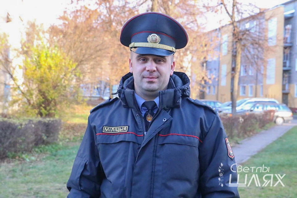 Участковый просил пациента покинуть дом и поехать в больницу. Фото: сайт газеты "Светлы шлях"
