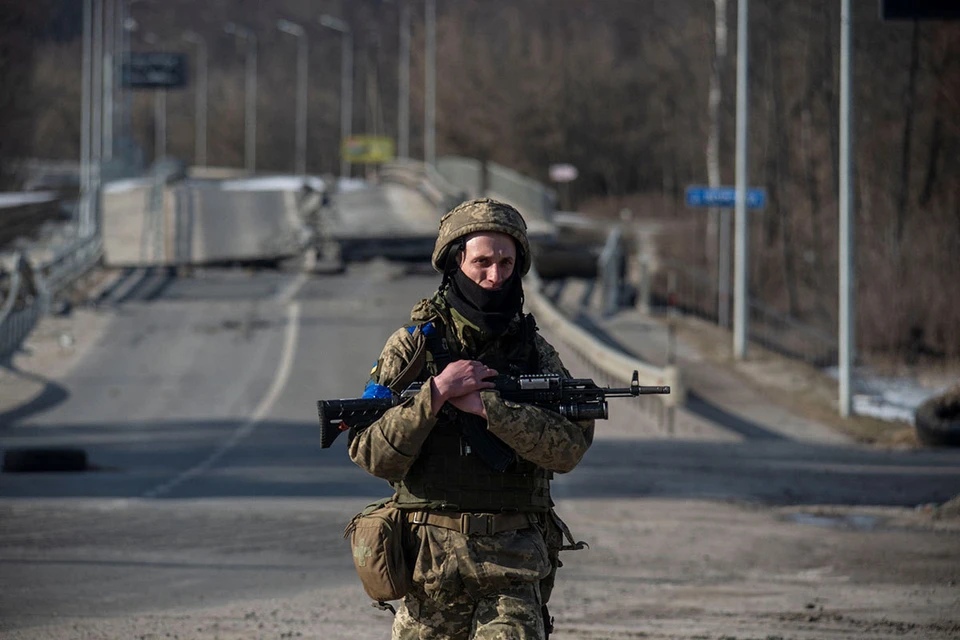 Украинским военным дали последний шанс уйти из Мариуполя.