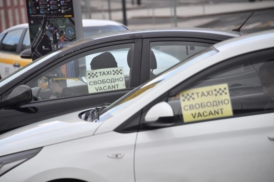 Глава СПЧ Фадеев предложил запретить работать таксистами по иностранным правам