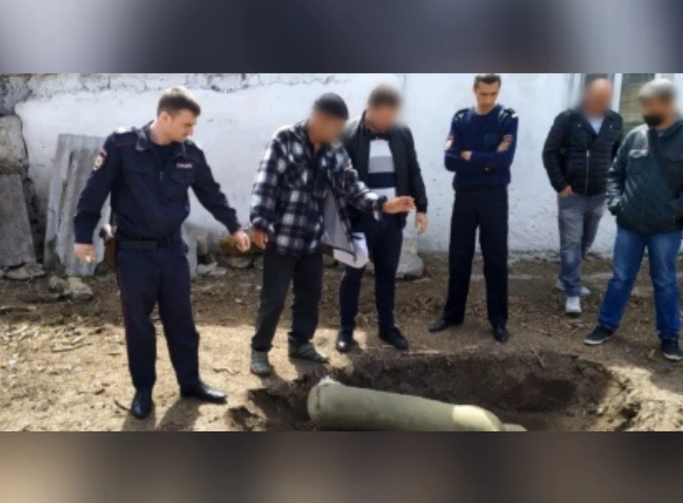 В ходе пьяной ссоры крымчанин убил приятеля и закопал его тело за домом. Фото: crim.sledcom.ru