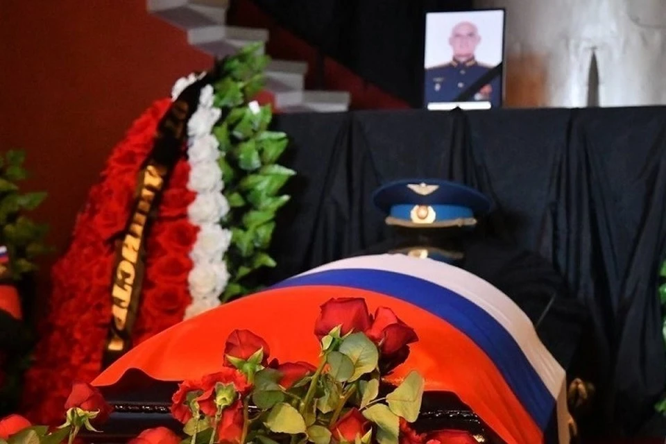 При выполнении военного долга героически погибли не менее 10 военных из Самарской области