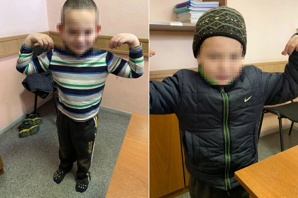 Мальчику на вид 4-5 лет.