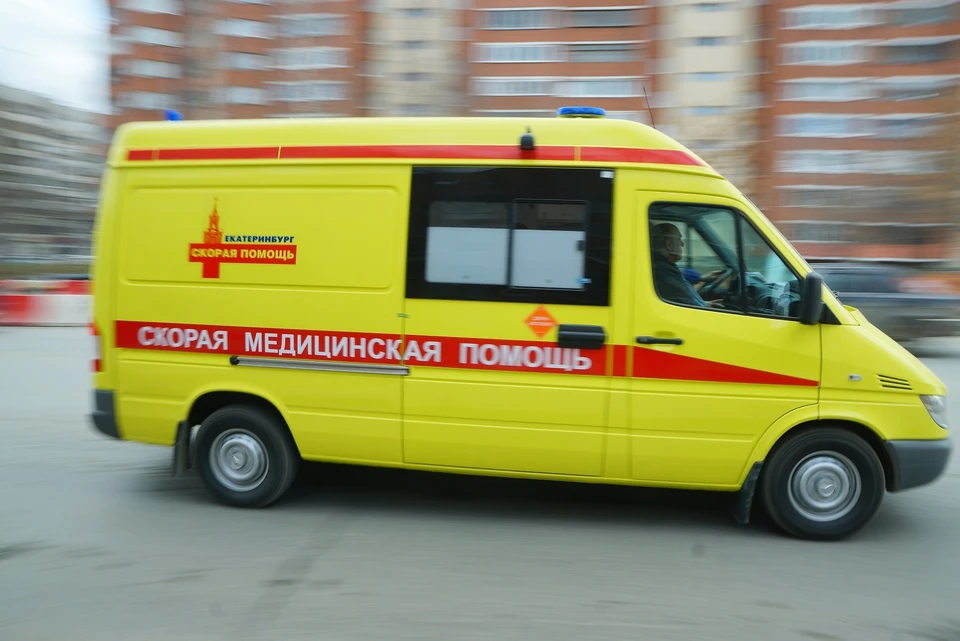 Ребенку после падения потребовалась помощь медиков