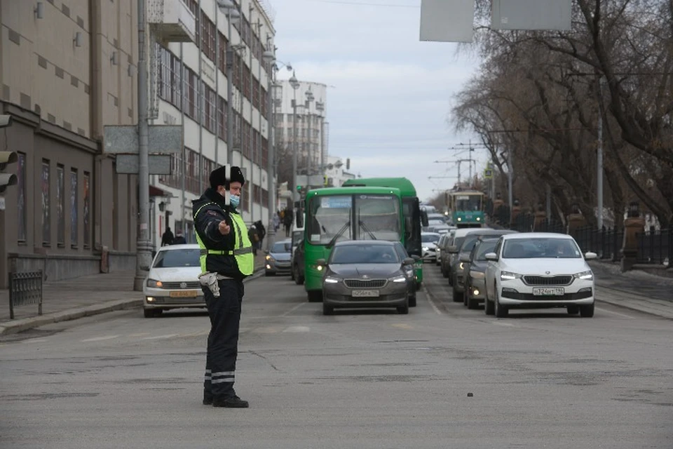 На место выезжали сотрудники ГИБДД