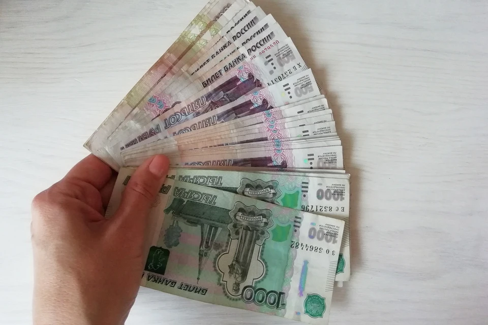 Долг по алиментам составлял более 100 тысяч рублей