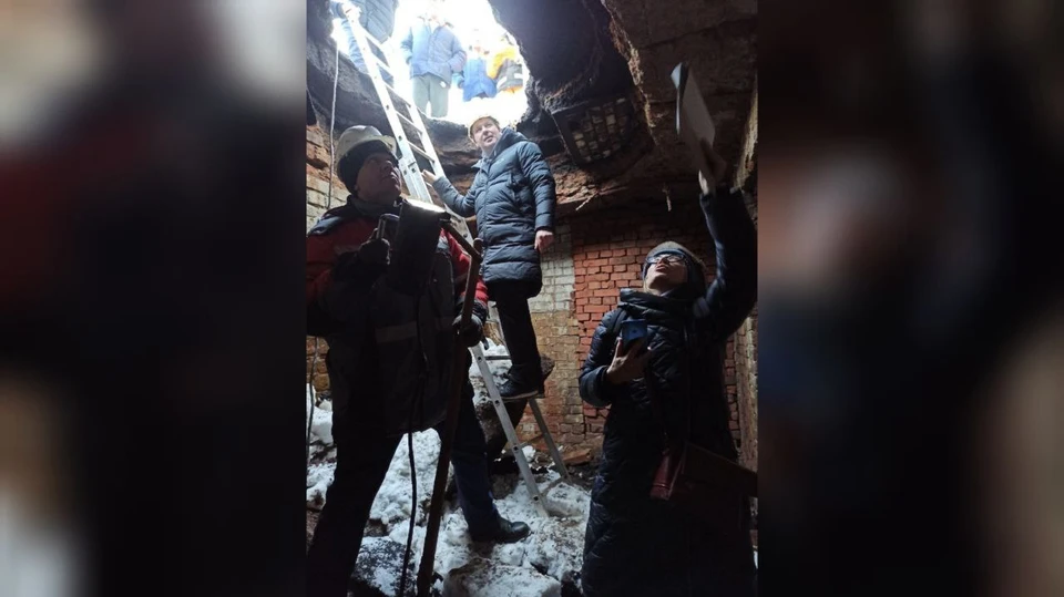 В подвале обнаружили редкие архитектурные элементы