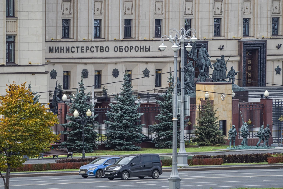 В Минобороны России заявили об уничтожении под Харьковом зарубежного вооружения Украи\ны