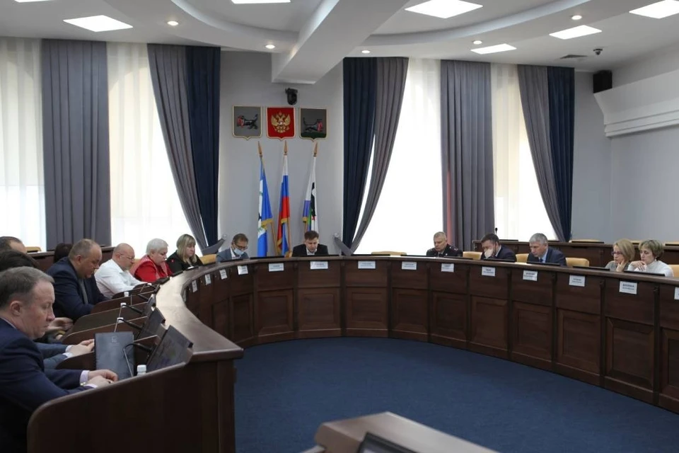 Заседание оперативного штаба провел вице-мэр города Дмитрий Ружников.