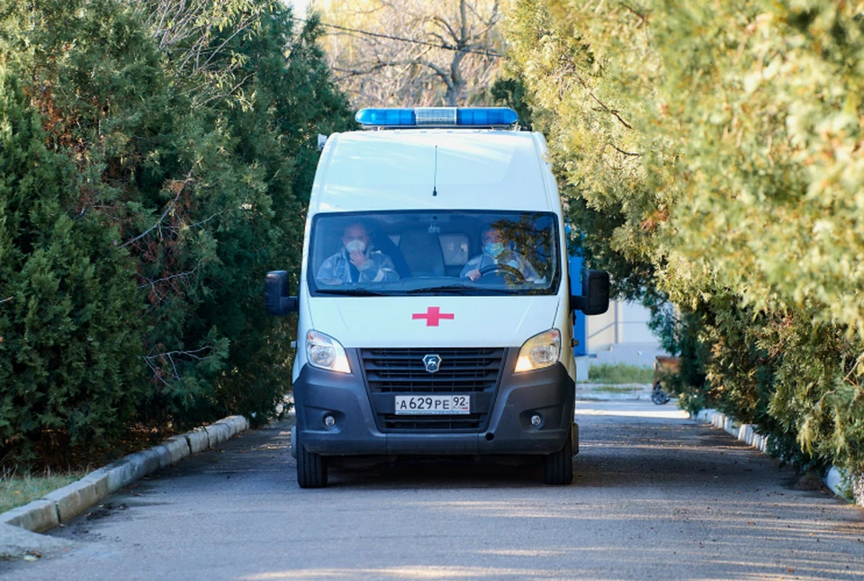 За вызовом врача на дом можно обратиться в службу 122. Фото: правительство Севастополя.