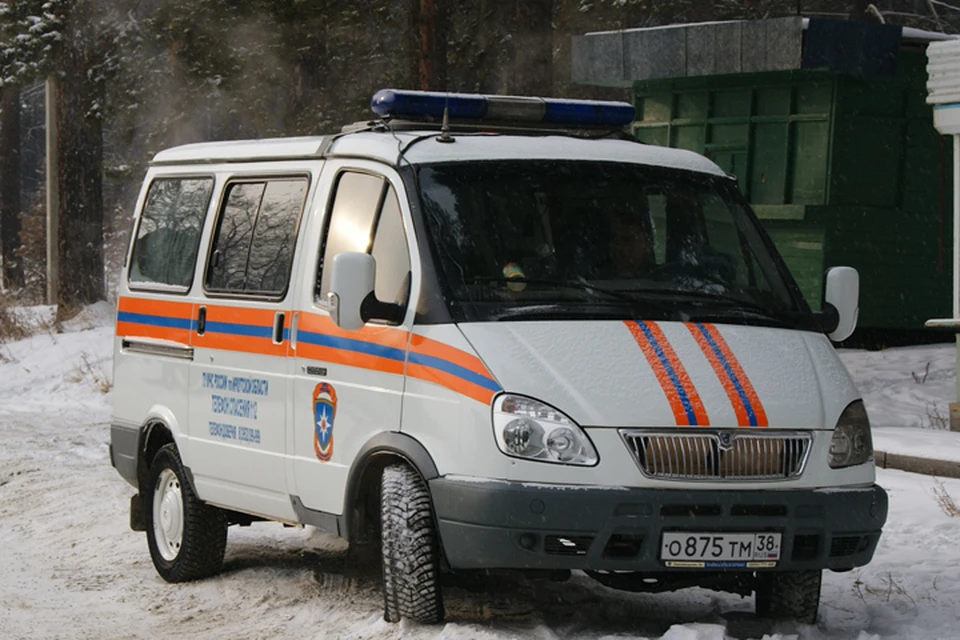 Девять садовых домов горят под Усолье-Сибирским