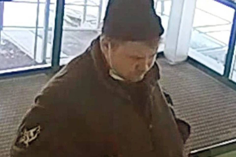 Полицейские разыскивают крупного светловолосого мужчину в Иркутске