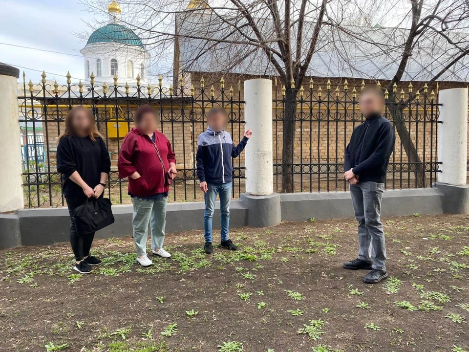 За 9 металлических шаров преступники выручили 10 тысяч рублей