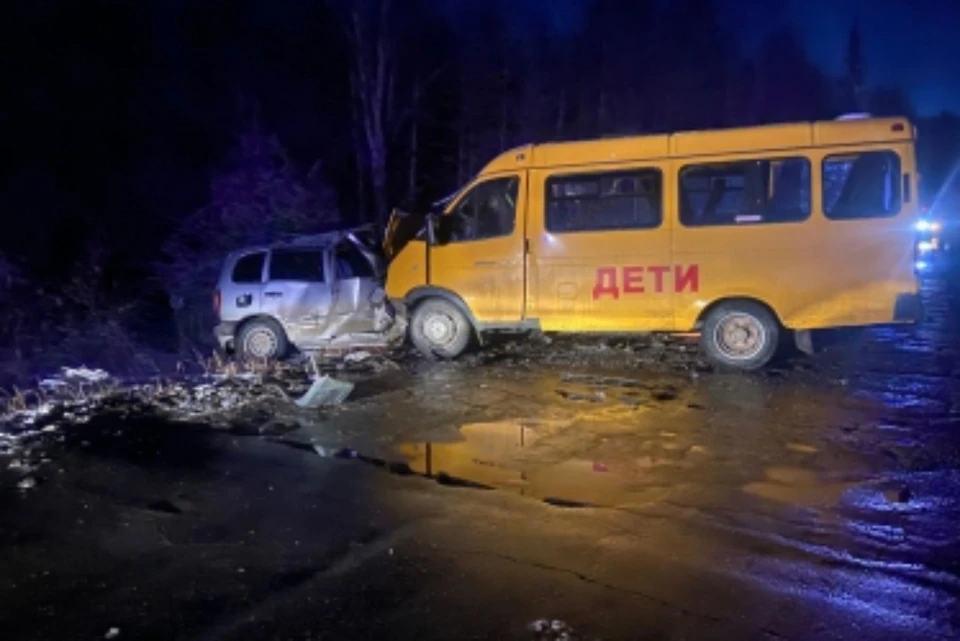 Автомобили столкнулись лоб в лоб. Фото: СУ СК России по Иркутской области