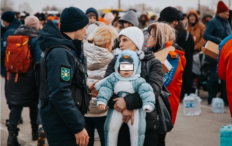 Молдова реально помогла десяткам тысяч беженцам из Украины и готова была отдать им последнее (Фото: Пограничная полиция).