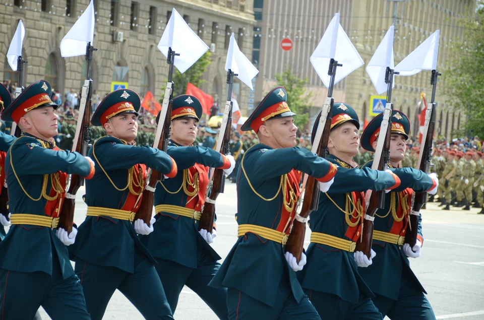В Волгограде прошел Парад Победы.