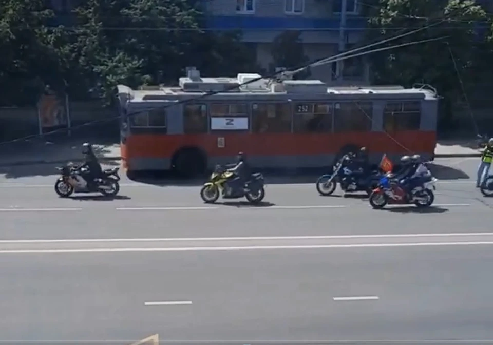 Мотопробег в честь Дня Победы.
