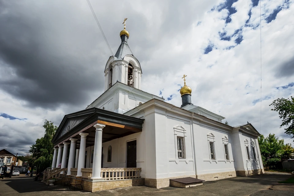 В одном из самых старых храмов Оренбурга много святынь из взорванного Казанского собора