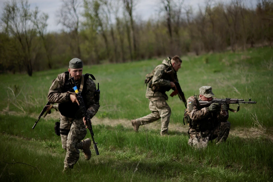 Бывший французский военный Боке побывал на Украине и рассказал о военных преступлениях "Азова"