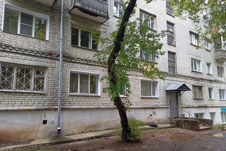 Все случилось в одном из домов по улице Карла Маркса. Фото: СУ СКР по Кировской области