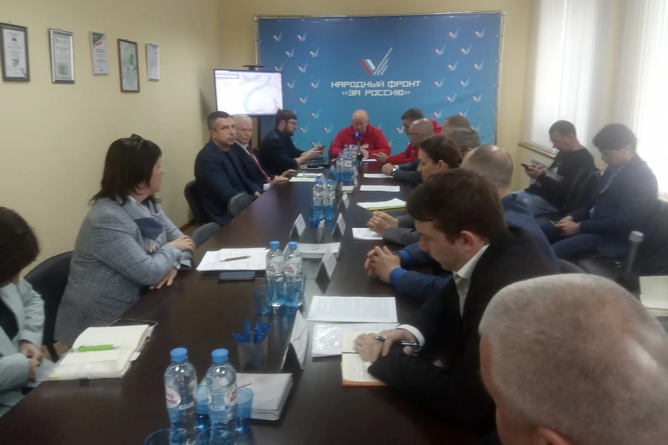 Региональное отделение ОНФ провело круглый стол по вопросу разработки песчаного карьера у села Заокское.