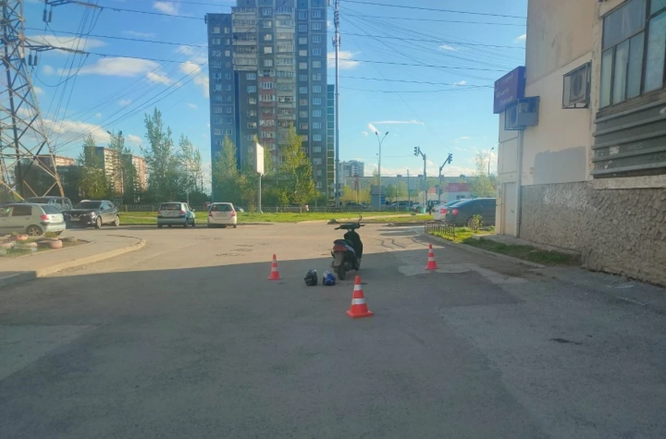 По словам водителя, девочка неожиданно вышагнула с правой стороны. Фото: ГИБДД по Екатеринбургу