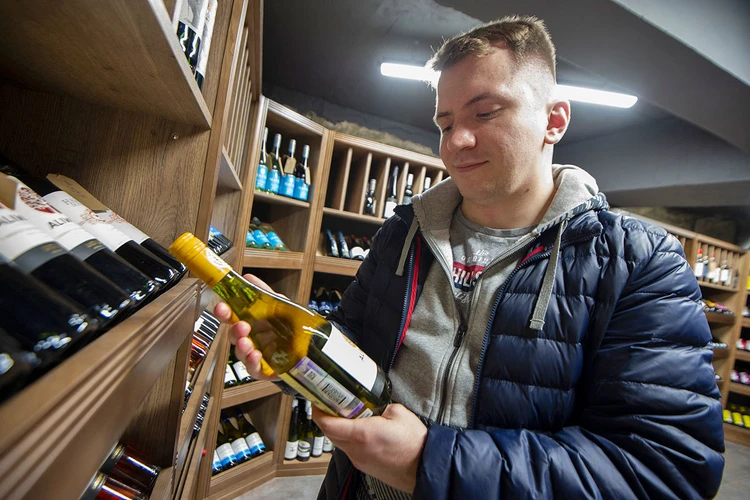 В России предложили упростить получение лицензии на продажу алкоголя