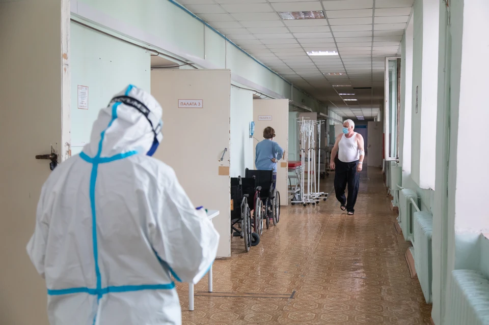 Коронавирус в красноярске на сегодня. Госпитализация в больницу. Сведения о пациенте в больнице. Эпидемия 2. Люди заболевшие коронавирусом в больнице