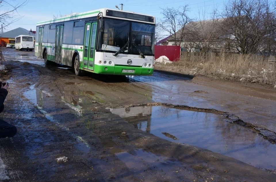 В микрорайоне Семчино планируется полностью отремонтировать улицу Семчинскую, разворотный круг и дорогу к нему.