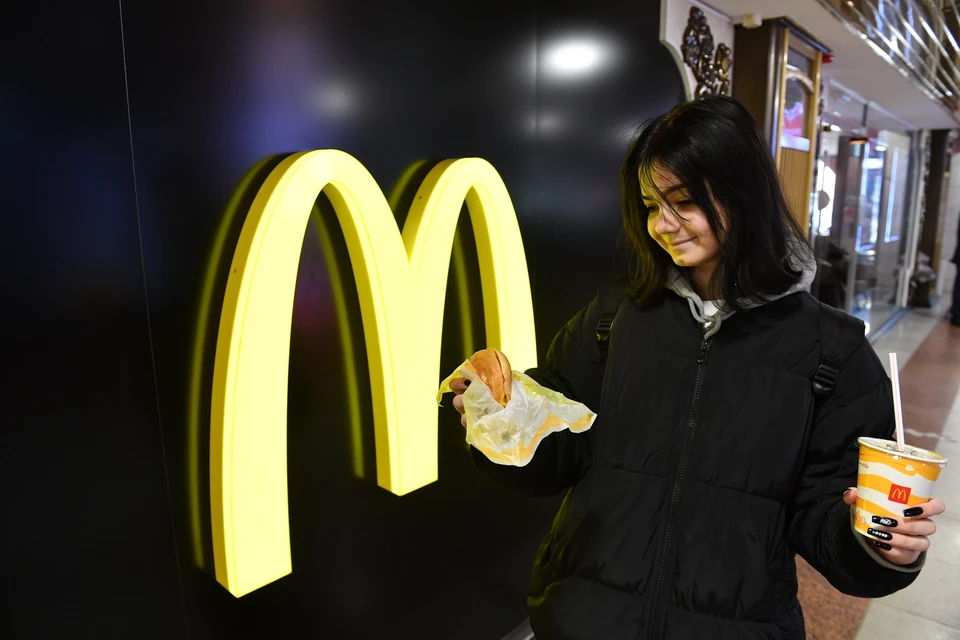 Рестораны быстрого питания McDonald’s, сменившие владельца на прошлой неделе, снова начнут работать в Подмосковье в середине июня.